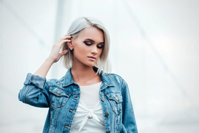 How much does it cost to bleach your hair 2