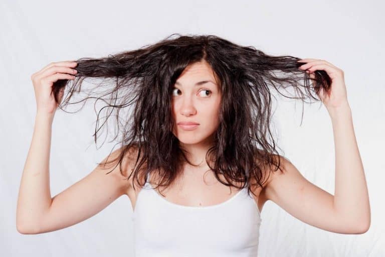 what causes limp hair