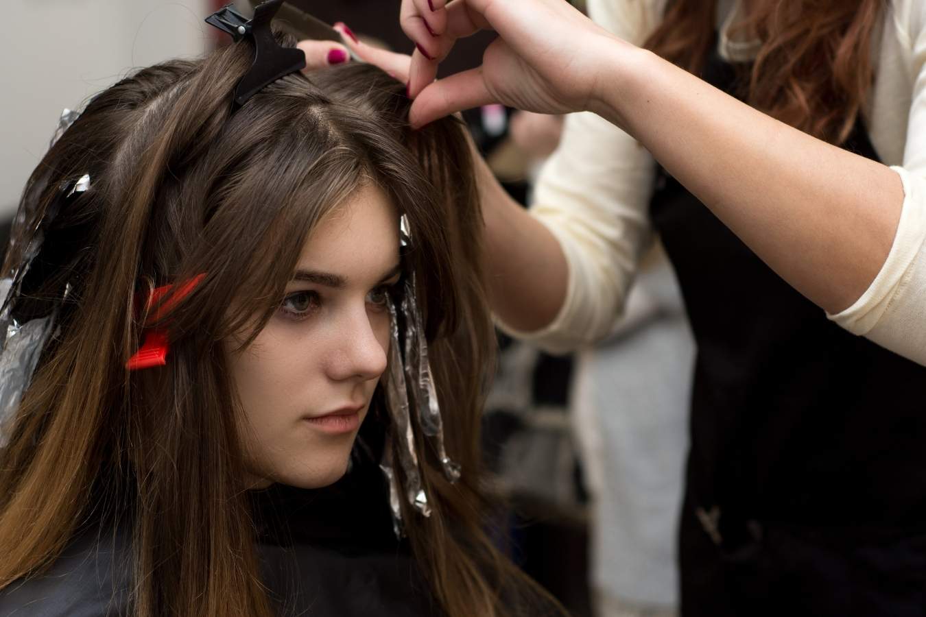 What’s The Difference Between Balayage And Traditional Highlights