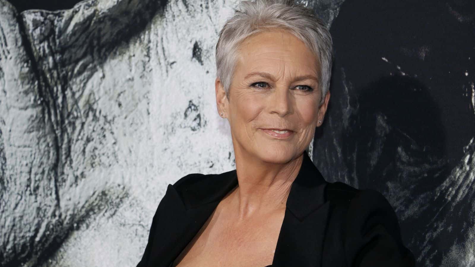 Jamie Lee Curtis and Janet Leigh Tinseltown _ Shutterstock.com