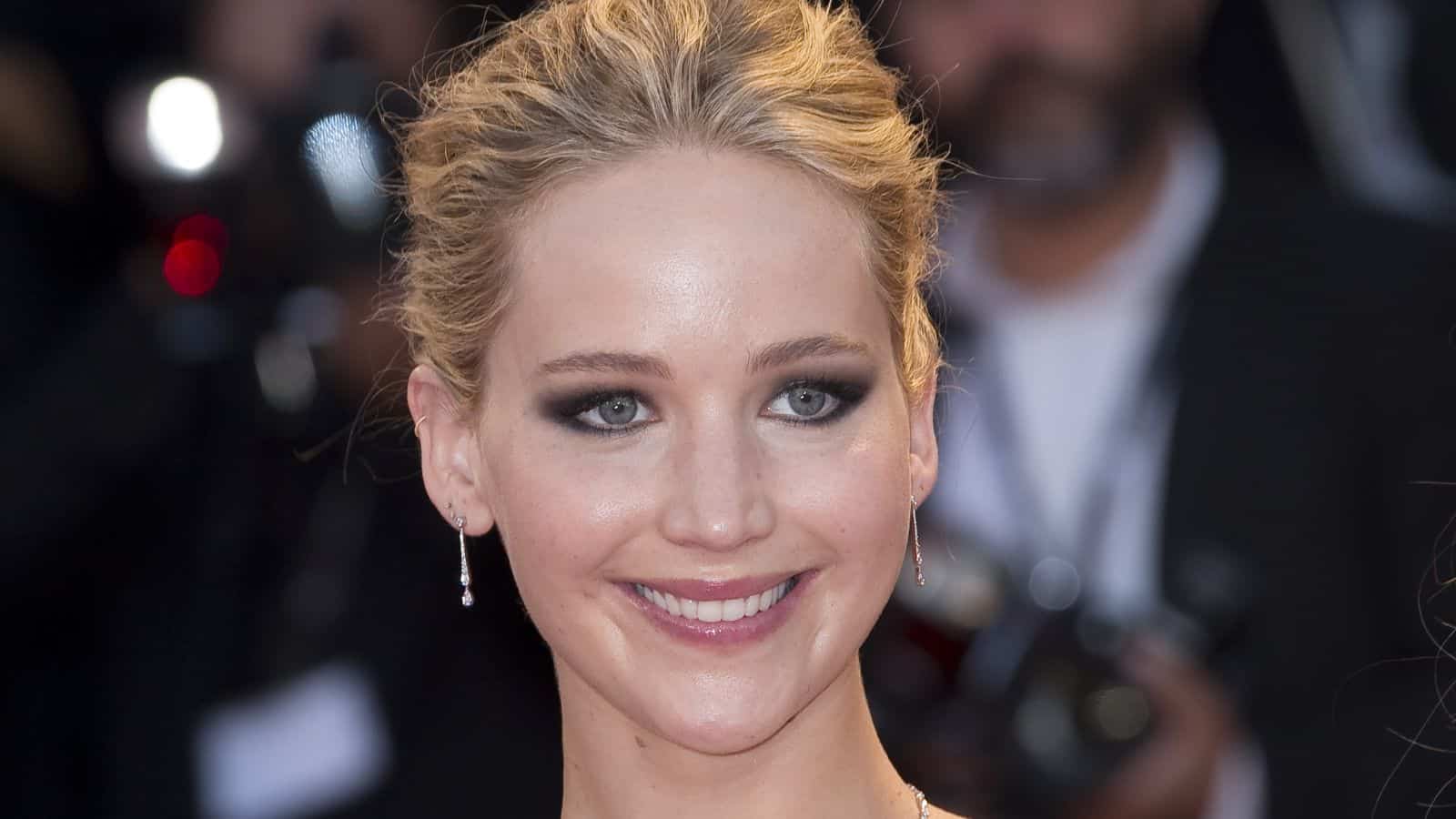 Jennifer Lawrence - BAKOUNINE _ Shutterstock.com